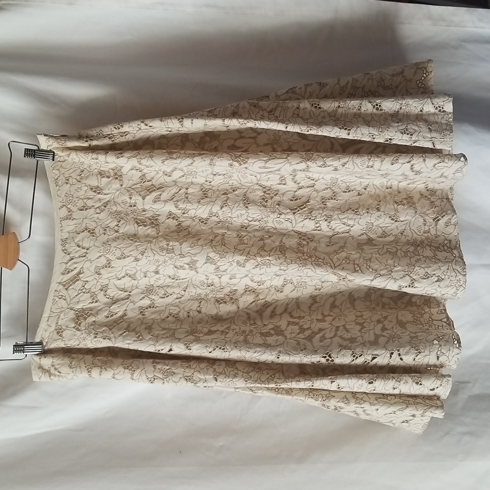 Jones New York collection cream colored linen lace cut-out skirt size 12